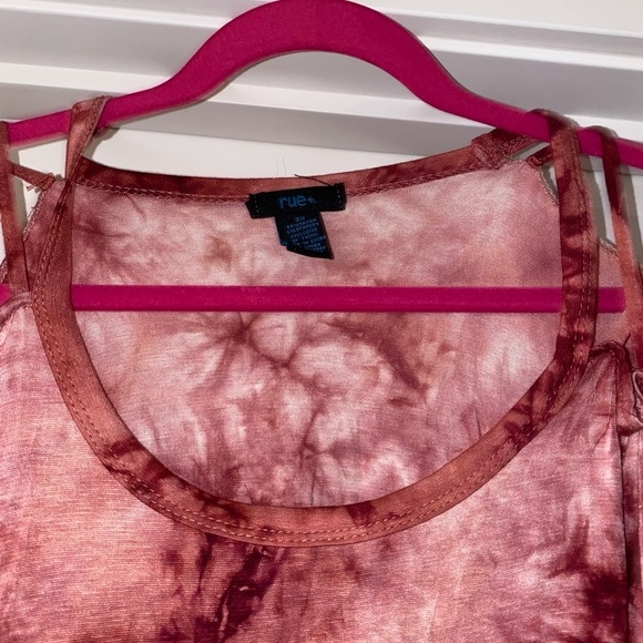 💛Rue21 Crisscross Sleeve Top💛 - Picture 3 of 3